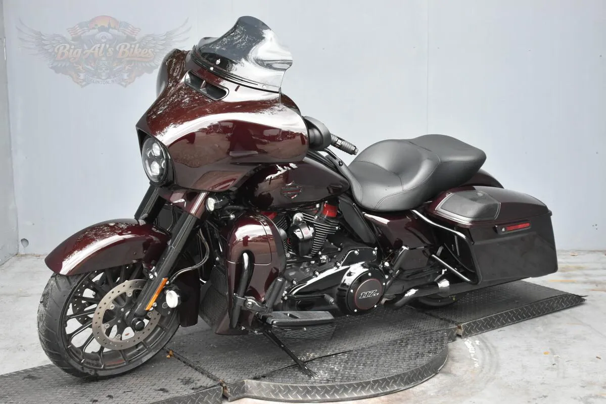 2019 HARLEY-DAVIDSON CVO STREET GLIDE FLHXSE