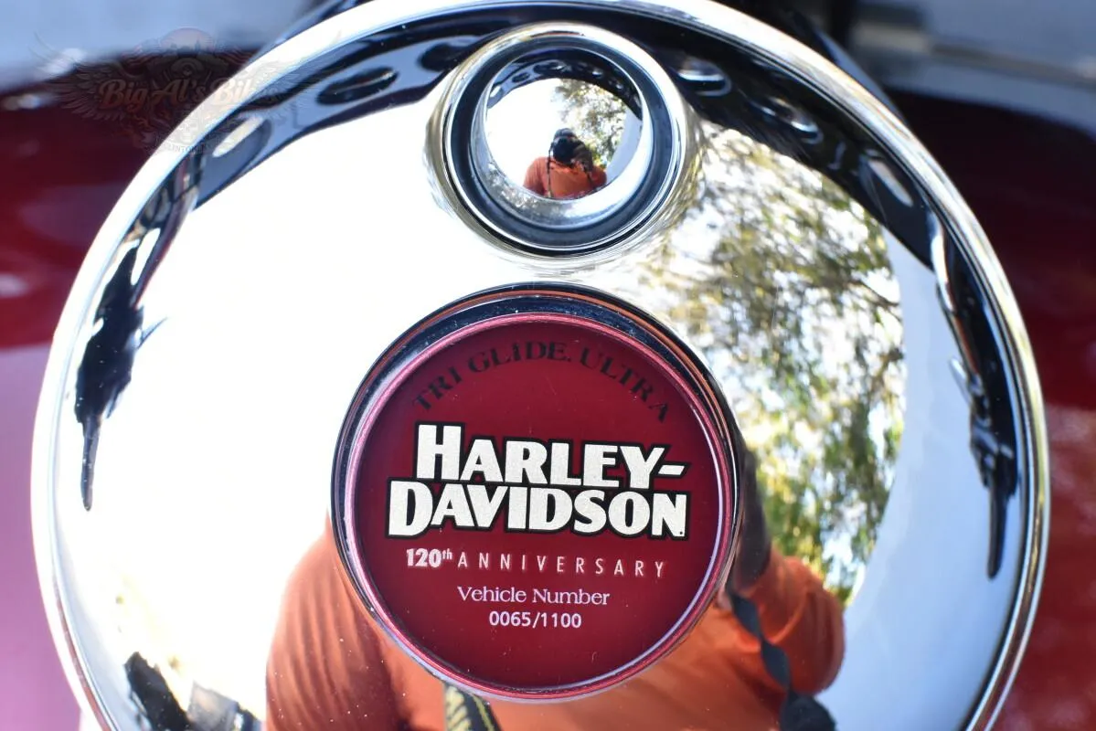 2023 HARLEY-DAVIDSON TRI GLIDE ULTRA FLHTCUTG