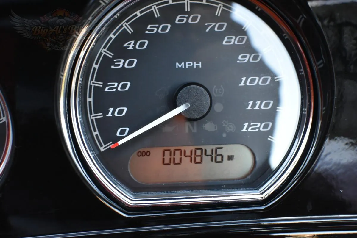 2023 HARLEY-DAVIDSON TRI GLIDE ULTRA FLHTCUTG